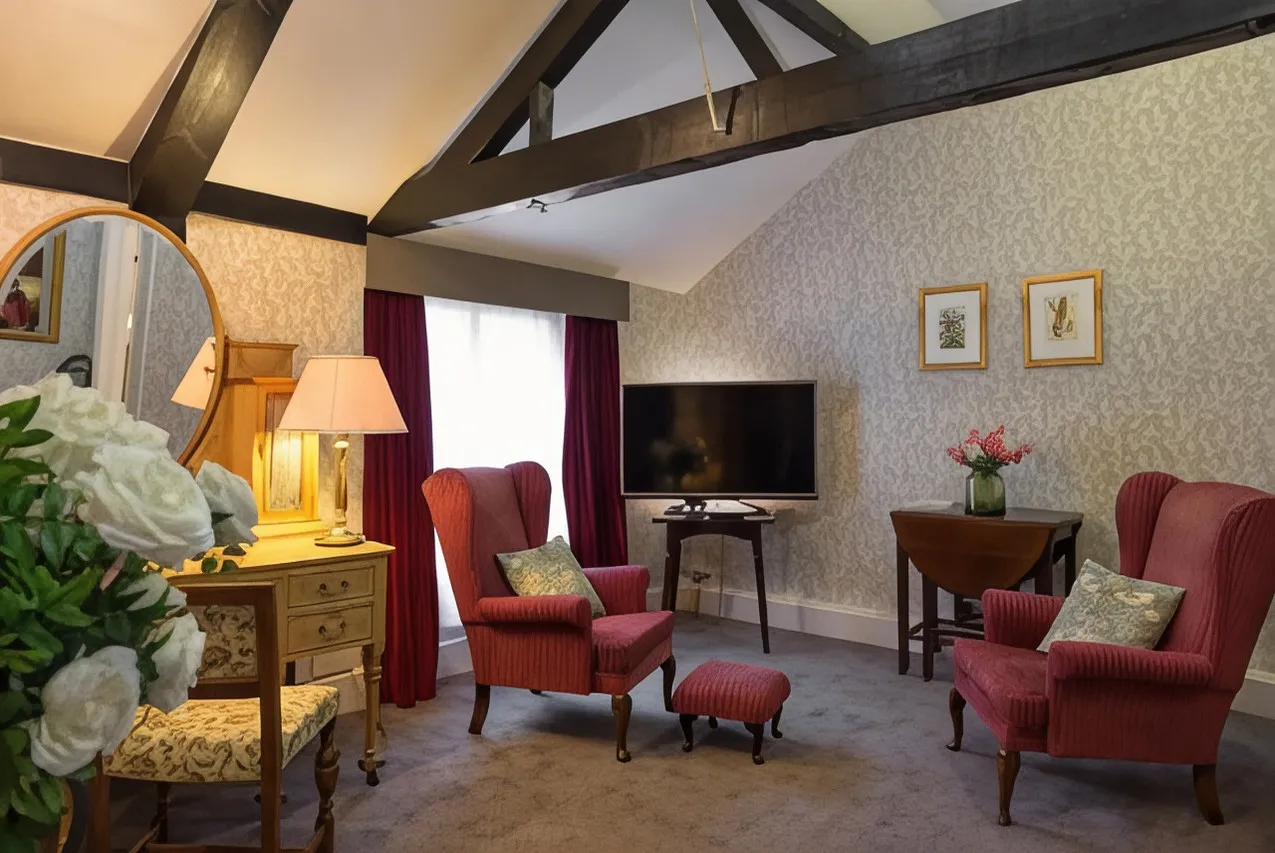 Best Western Red Lion Hotel — rooms and atmosphere