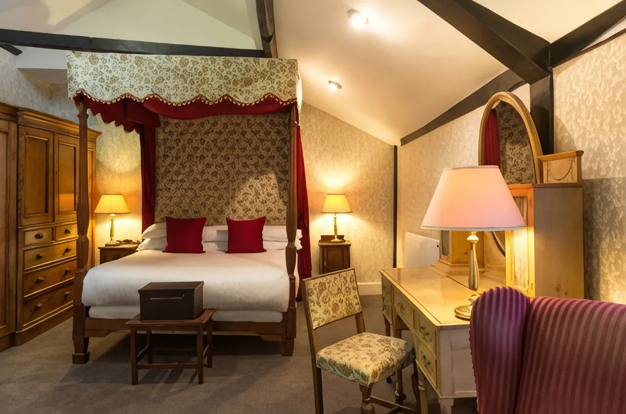 Best Western Red Lion Hotel — rooms and atmosphere