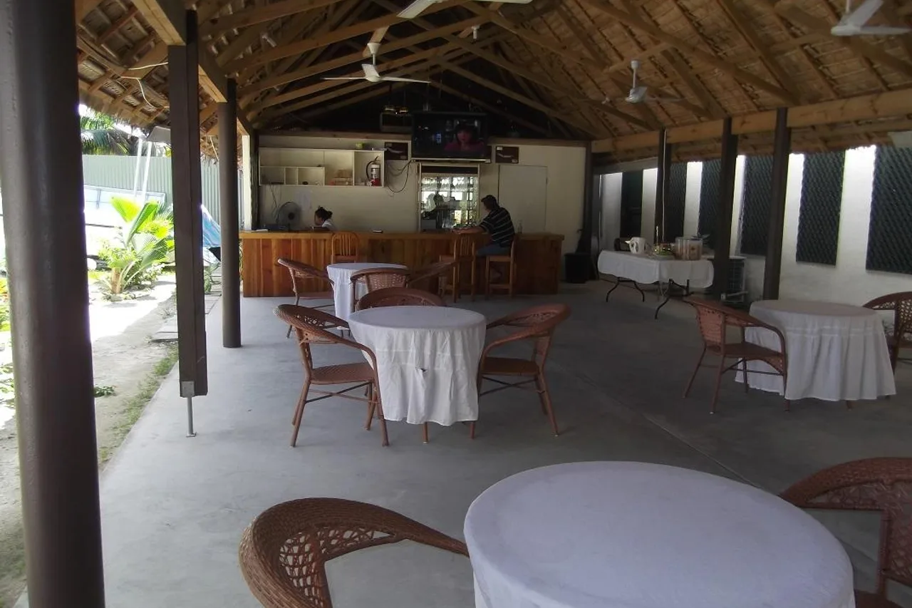 Betio Lodge — ภาพห้องพักและบรรยากาศ