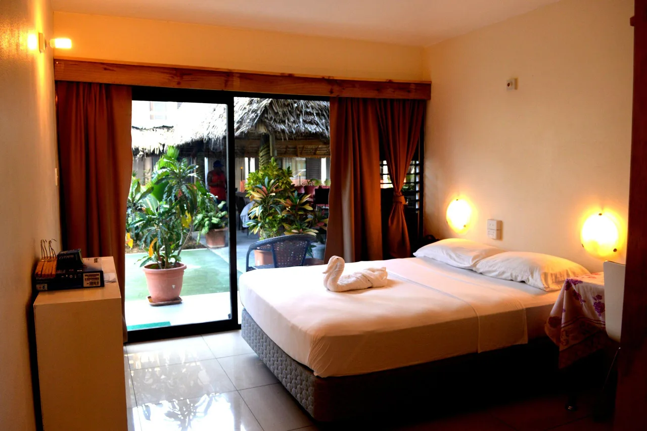 Betio Lodge — ภาพห้องพักและบรรยากาศ