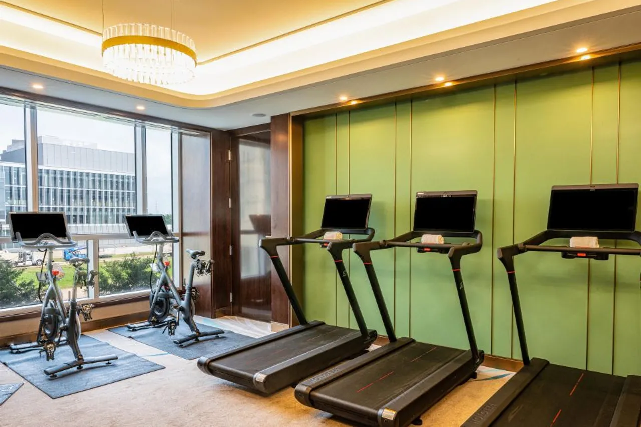 Blossom Hotel Houston, Curio Collection by Hilton — ภาพห้องพักและบรรยากาศ