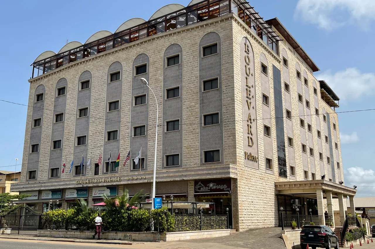 Boulevard Palace Hotel — rooms and atmosphere