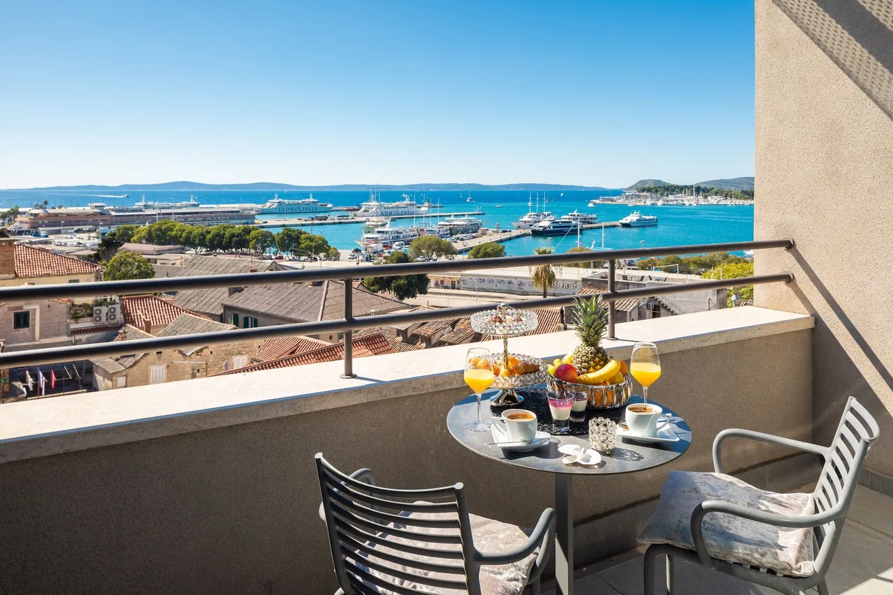 Boutique Hotel Luxe — rooms and atmosphere
