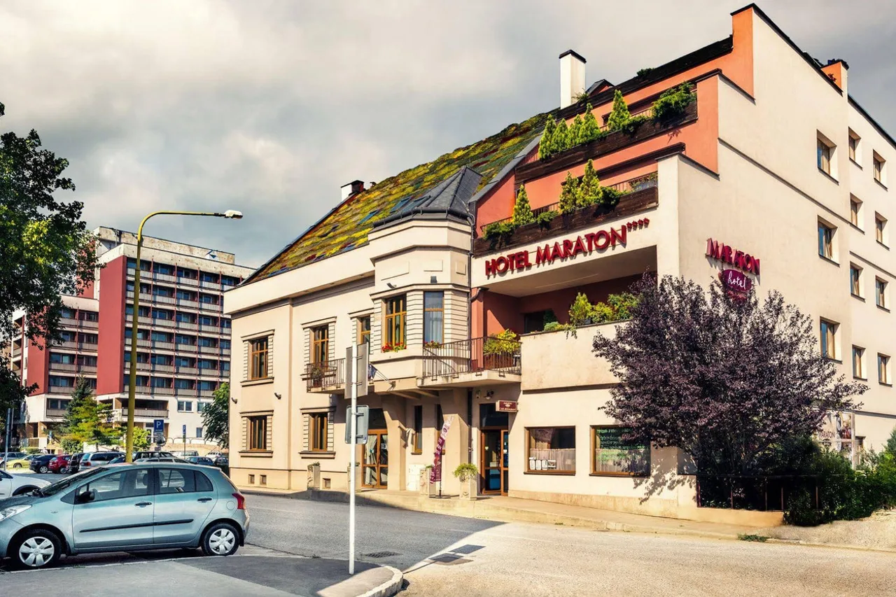 Boutique Hotel Maraton — โคชิตเซ