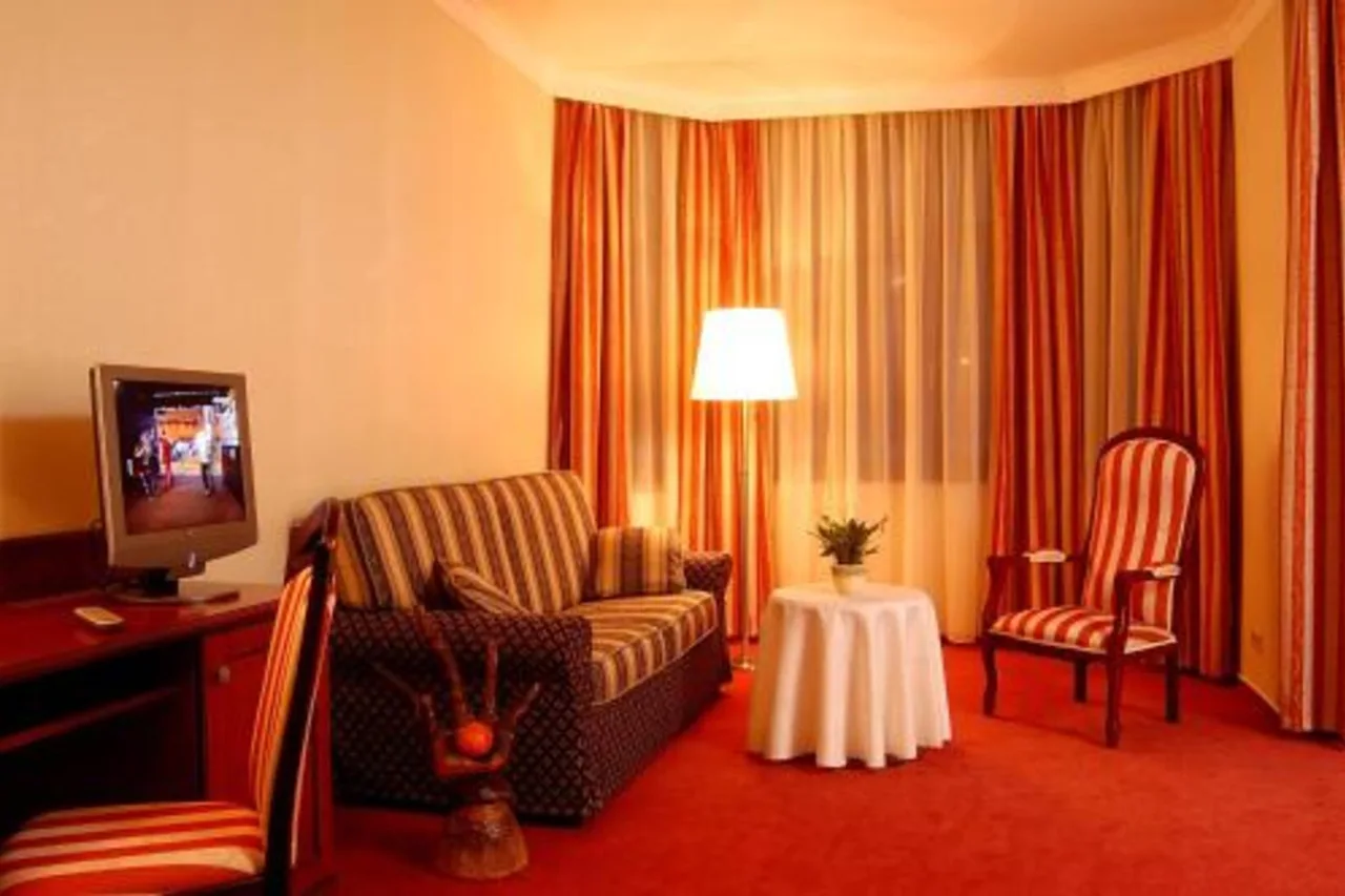 Boutique Hotel Maraton — ภาพห้องพักและบรรยากาศ