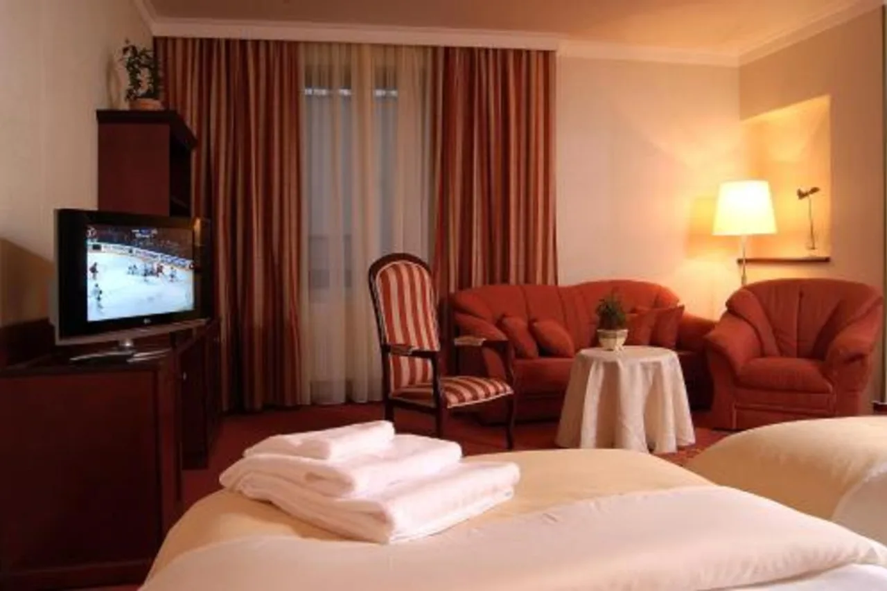 Boutique Hotel Maraton — ภาพห้องพักและบรรยากาศ