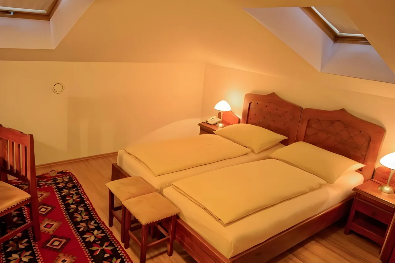Boutique Hotel Old Town Mostar — ภาพห้องพักและบรรยากาศ
