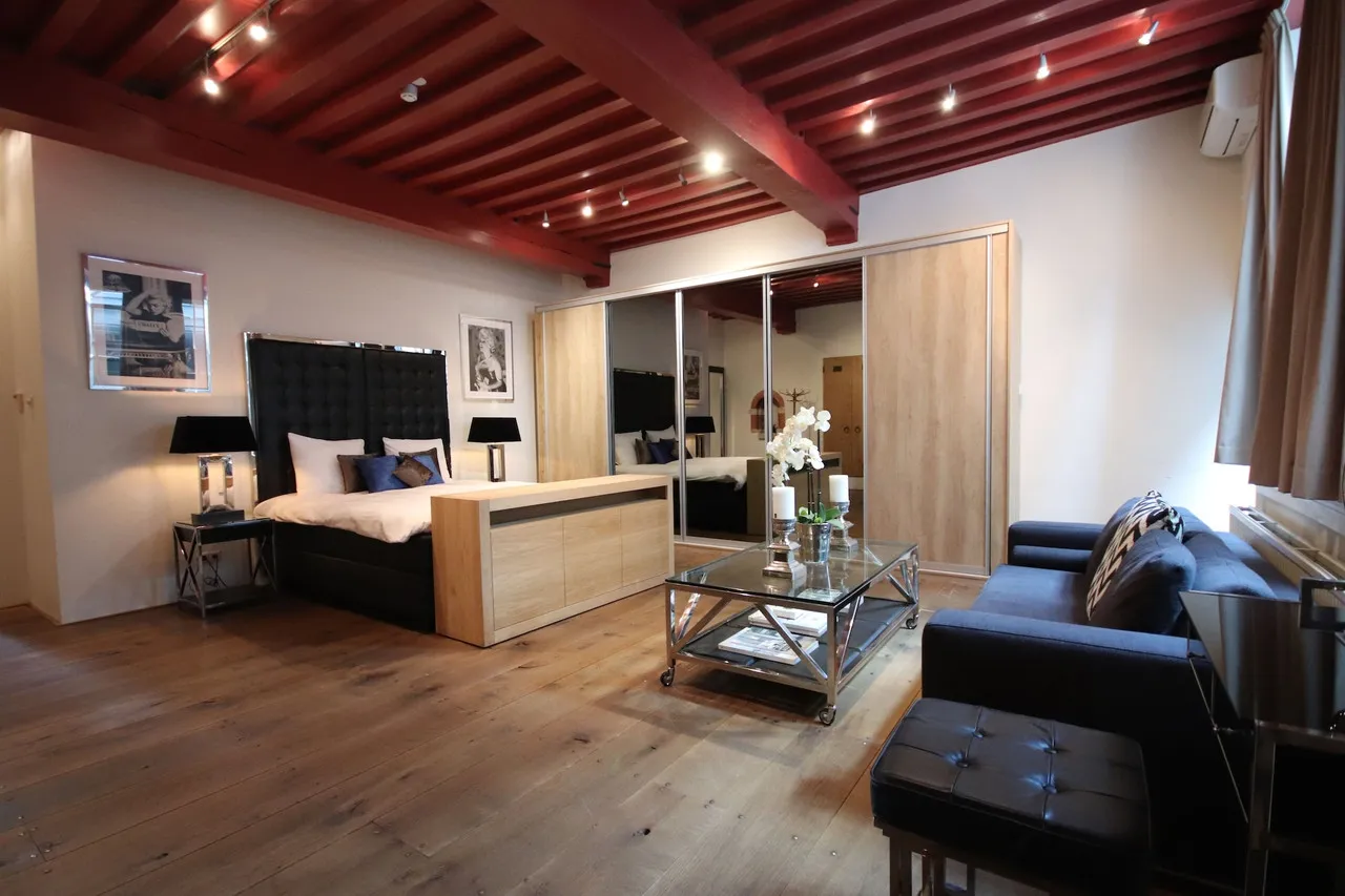 Boutique Hotel Steenhof Suites — rooms and atmosphere