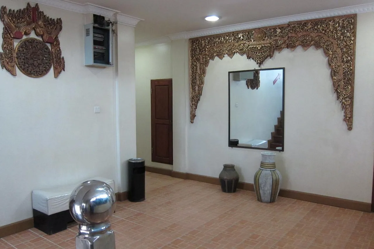 Bravo Hotel — ภาพห้องพักและบรรยากาศ