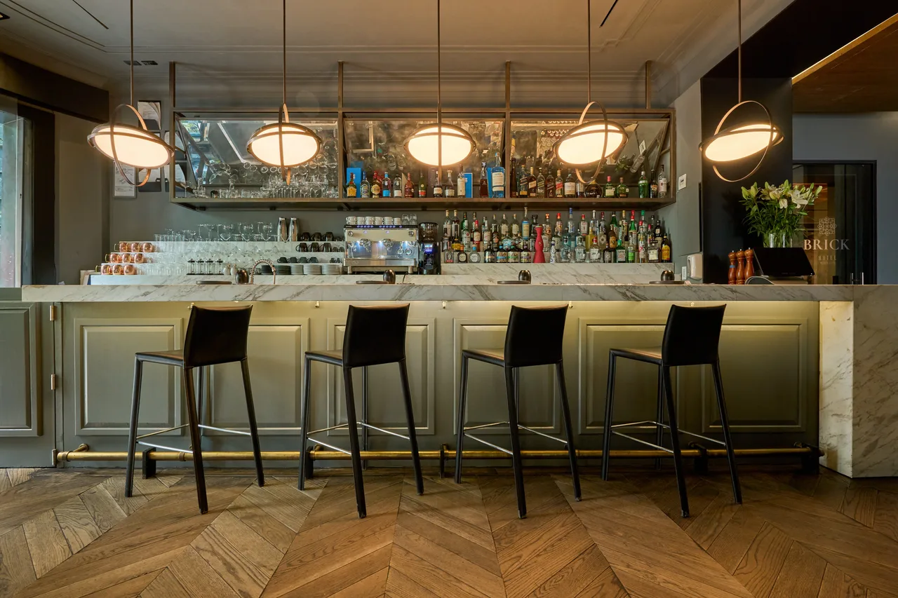 Brick Hotel Mexico City — rooms and atmosphere