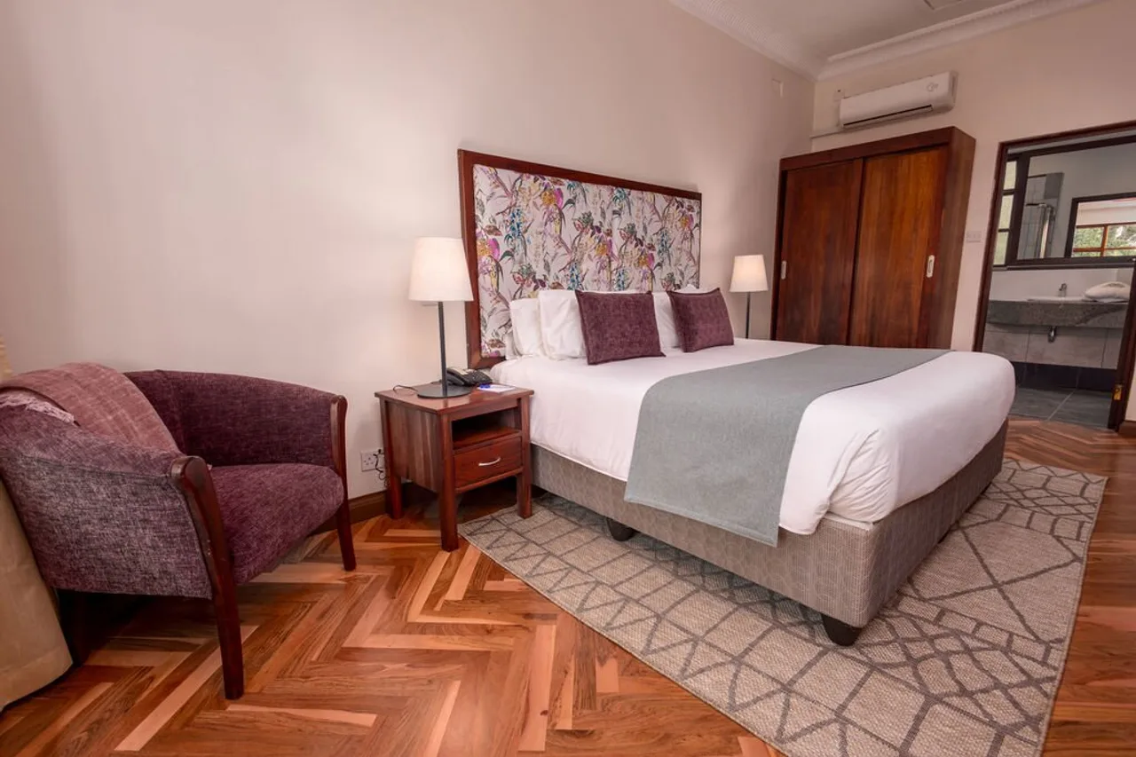 Bronte Garden Hotel — โรงแรมในฮาราเร