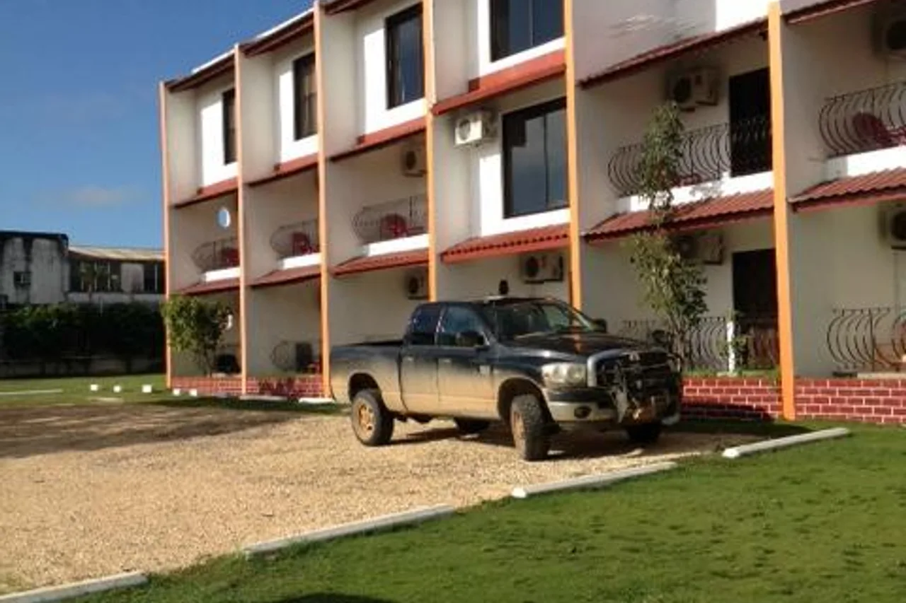 Bull Frog Inn — ภาพห้องพักและบรรยากาศ