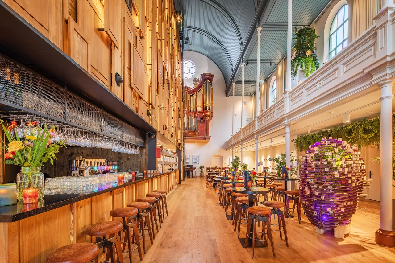 BUNK Hotel Utrecht — ภาพห้องพักและบรรยากาศ