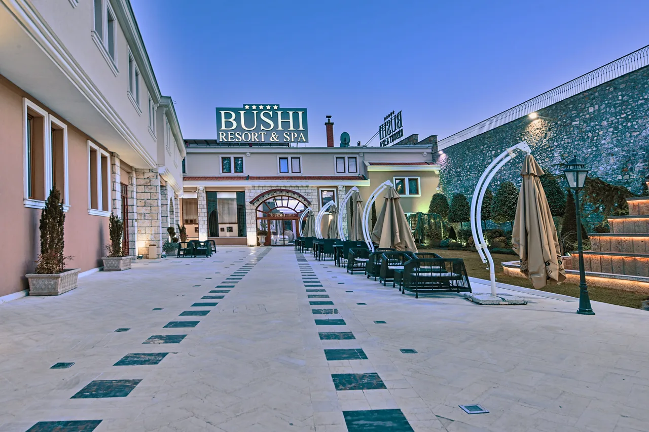 Bushi Resort & Spa — โรงแรมในสโกเปีย