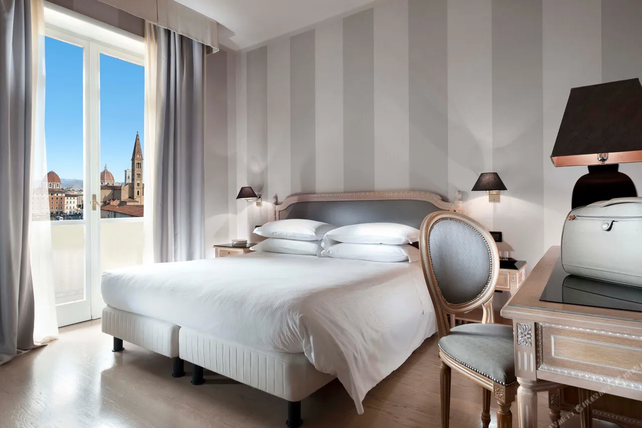 c-hotels Ambasciatori — rooms and atmosphere