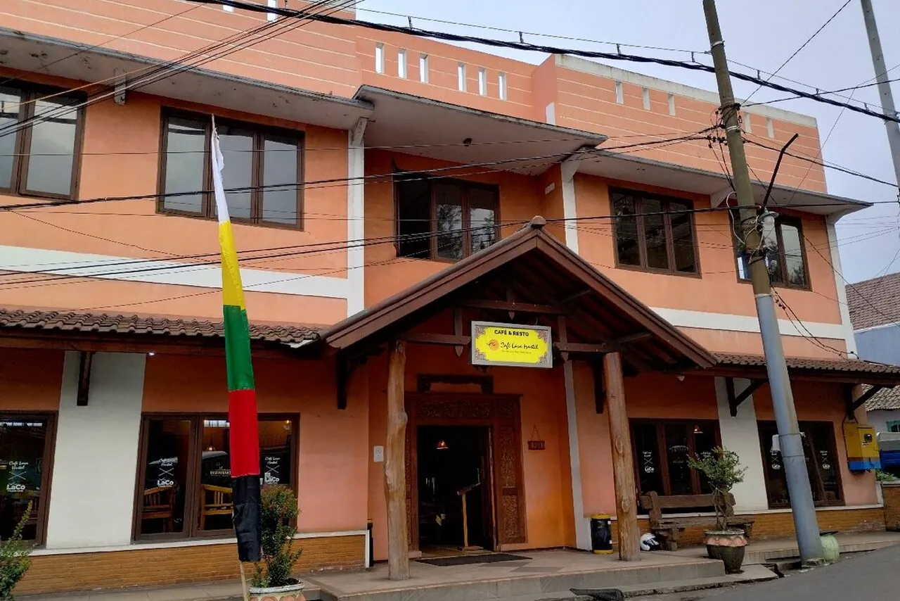 Cafe Lava Hostel — โรงแรมในมาลัง & ภูเขาไฟโบรโม