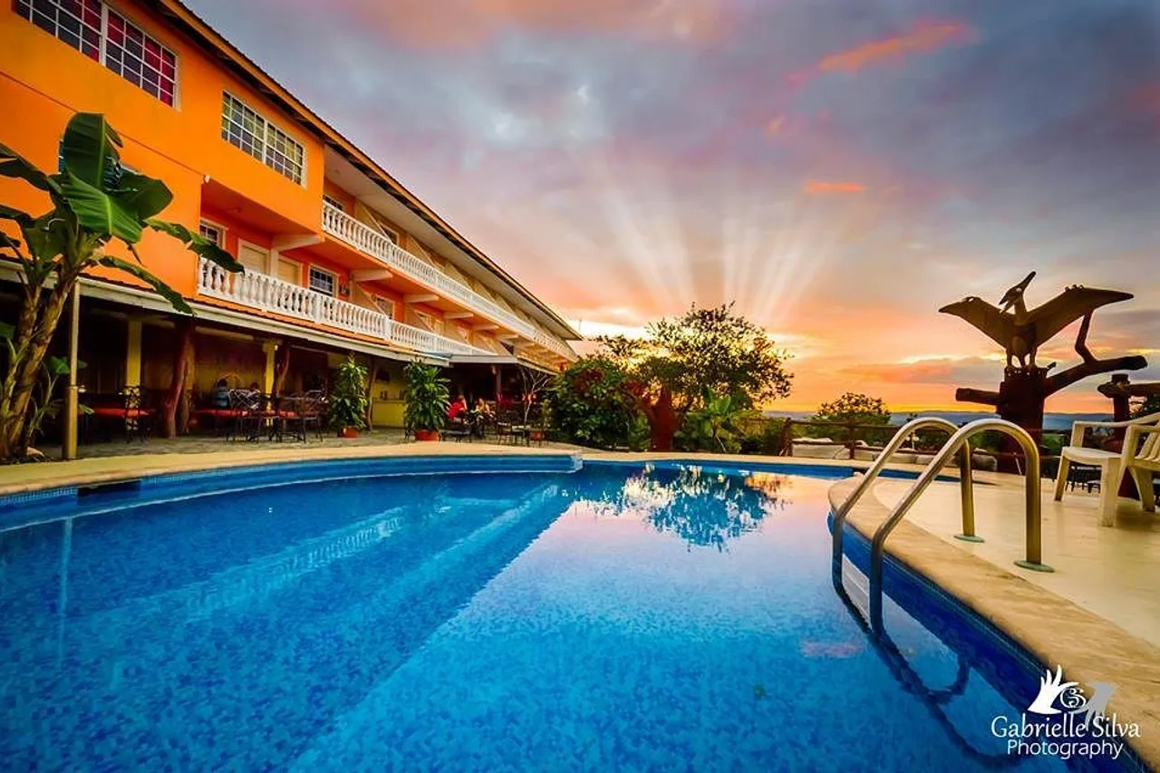 Cahal Pech Village Resort — ภาพห้องพักและบรรยากาศ