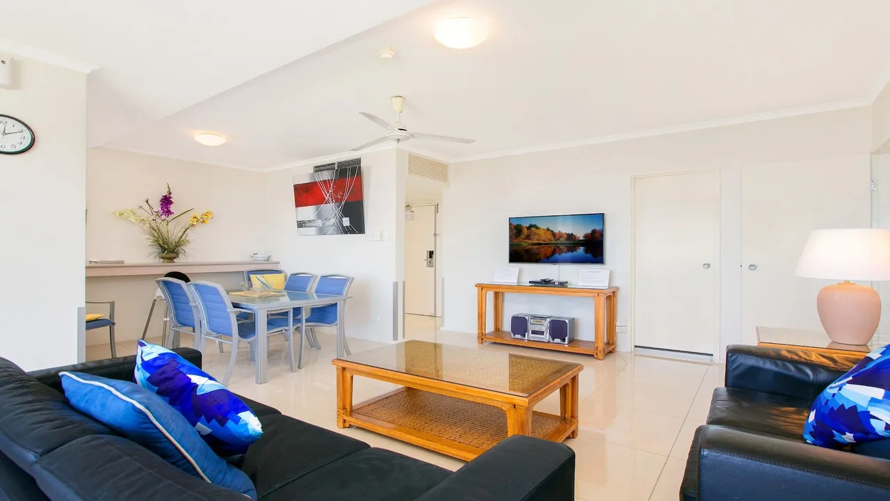 Cairns City Palms — rooms and atmosphere