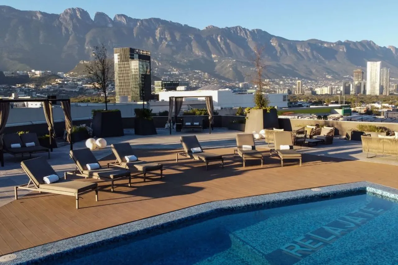 Camino Real Fashion Drive Monterrey — โรงแรมในมอนเตร์เรย์