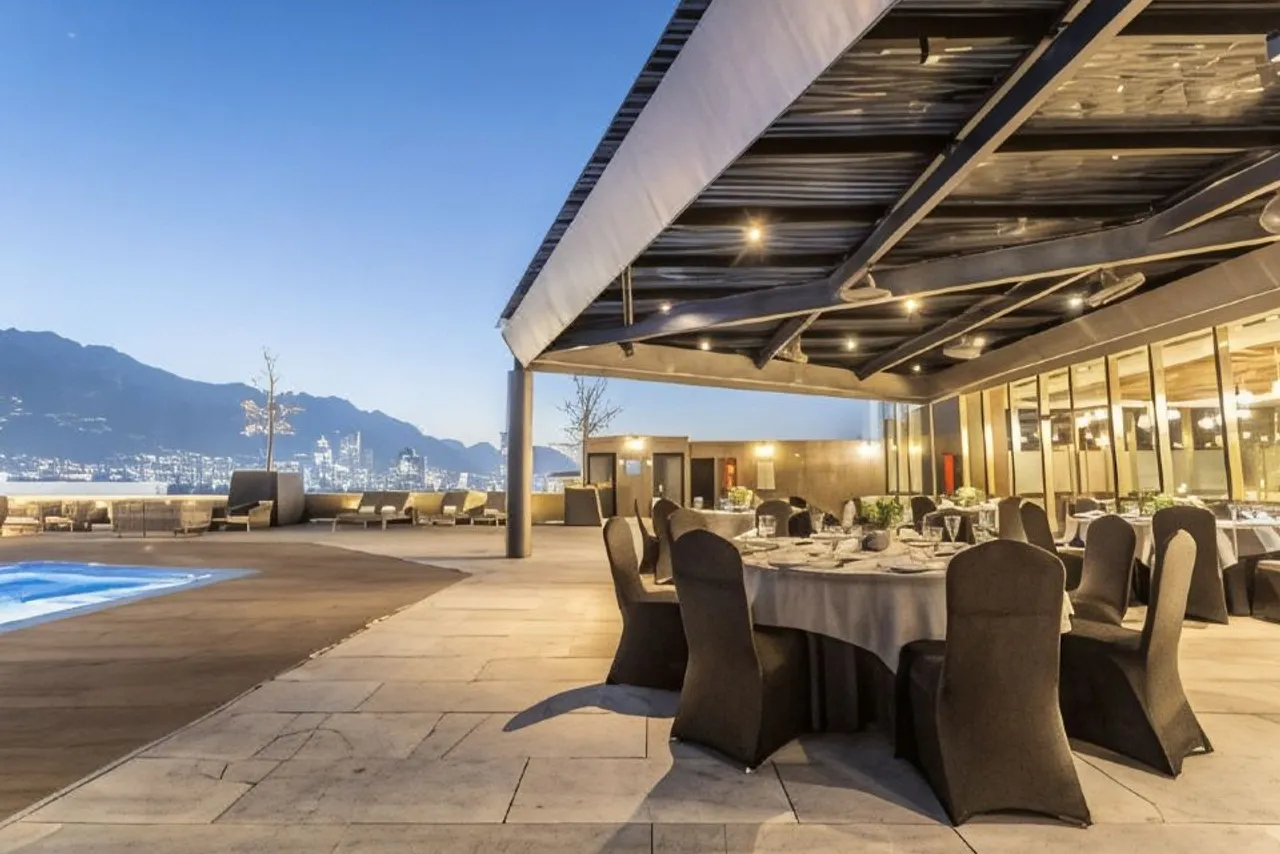 Camino Real Fashion Drive Monterrey — ภาพห้องพักและบรรยากาศ
