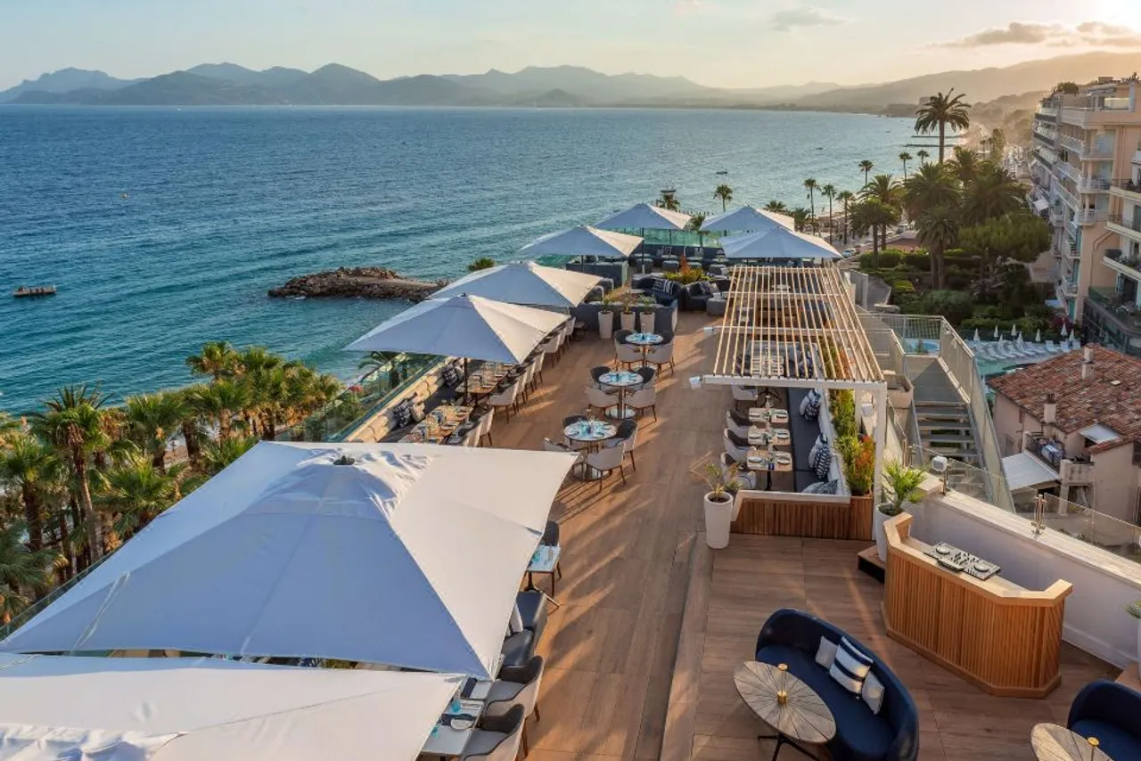 Canopy by Hilton Cannes — ภาพห้องพักและบรรยากาศ