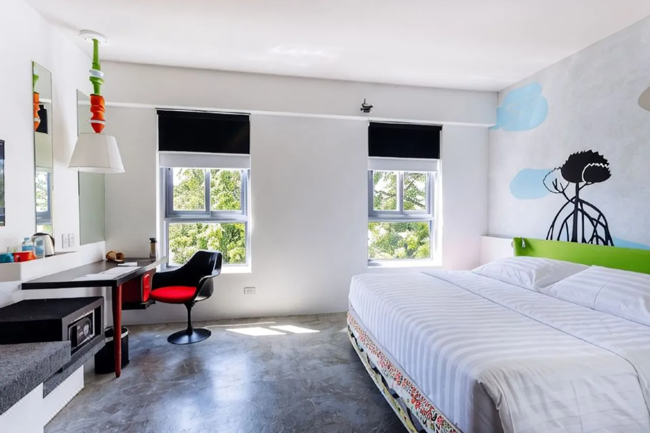 Canvas Boutique Hotel — rooms and atmosphere