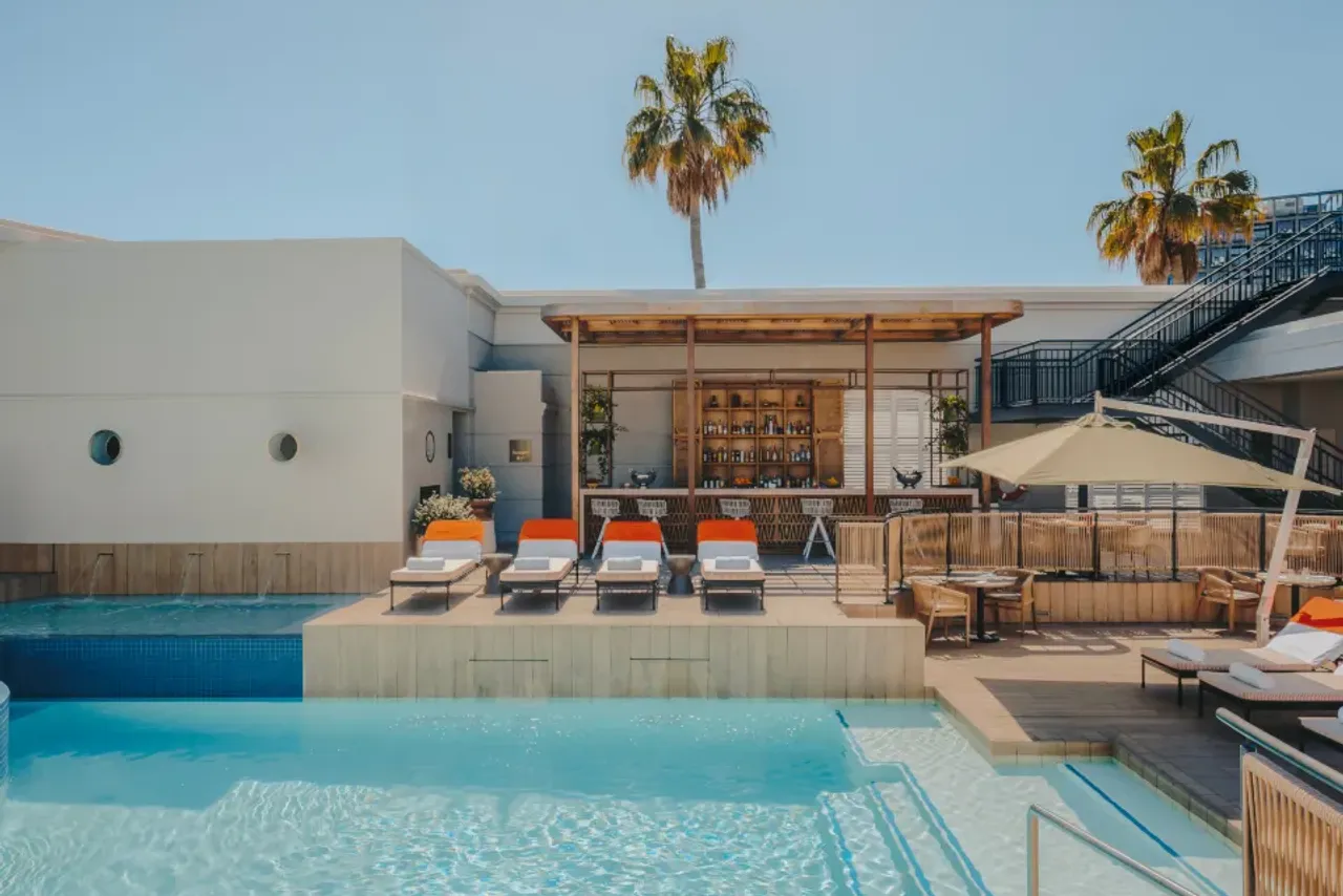 Cape Grace, A Fairmont Managed Hotel — rooms and atmosphere