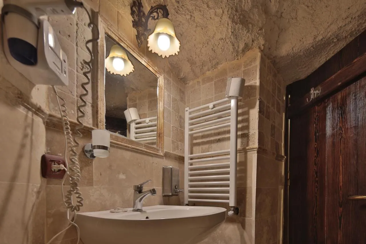Cappadocia Cave Rooms — rooms and atmosphere