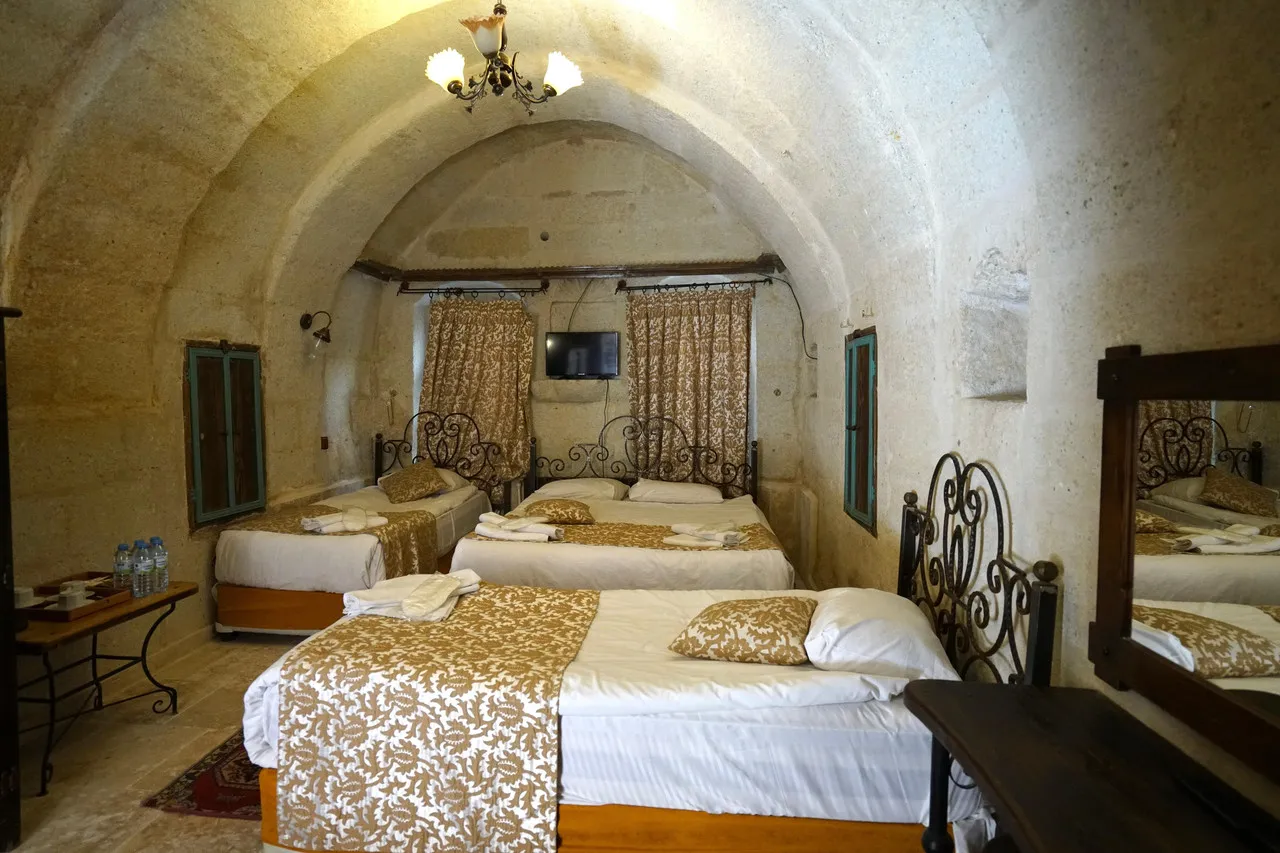 Cappadocia Cave Rooms — rooms and atmosphere