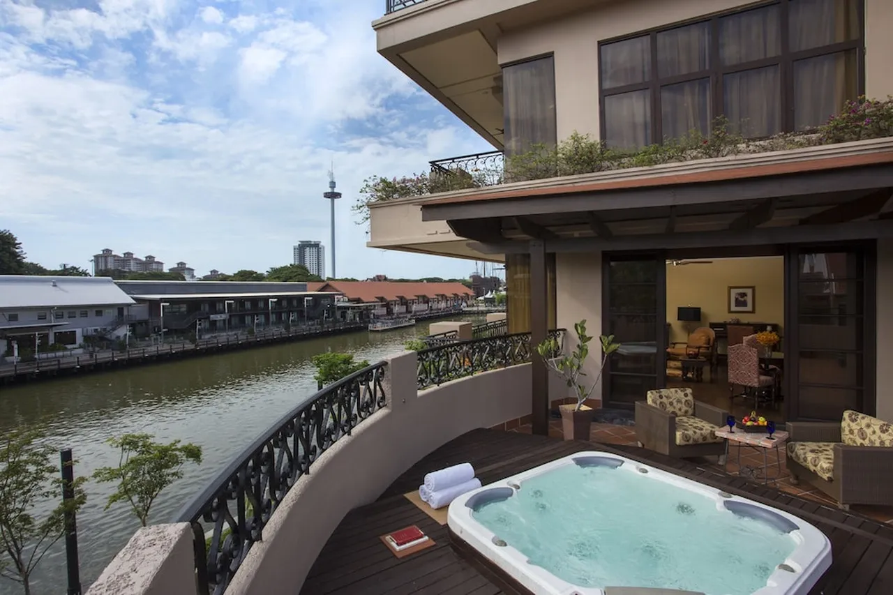 Casa del Rio Melaka — rooms and atmosphere