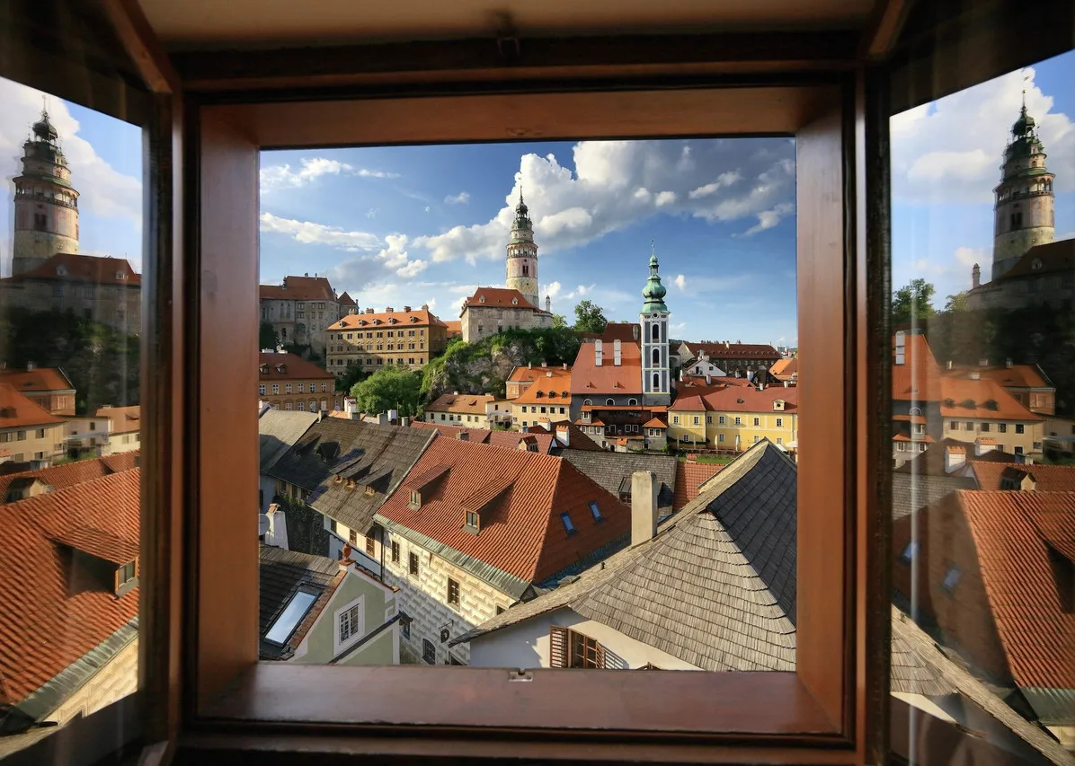Castle View Apartments — rooms and atmosphere