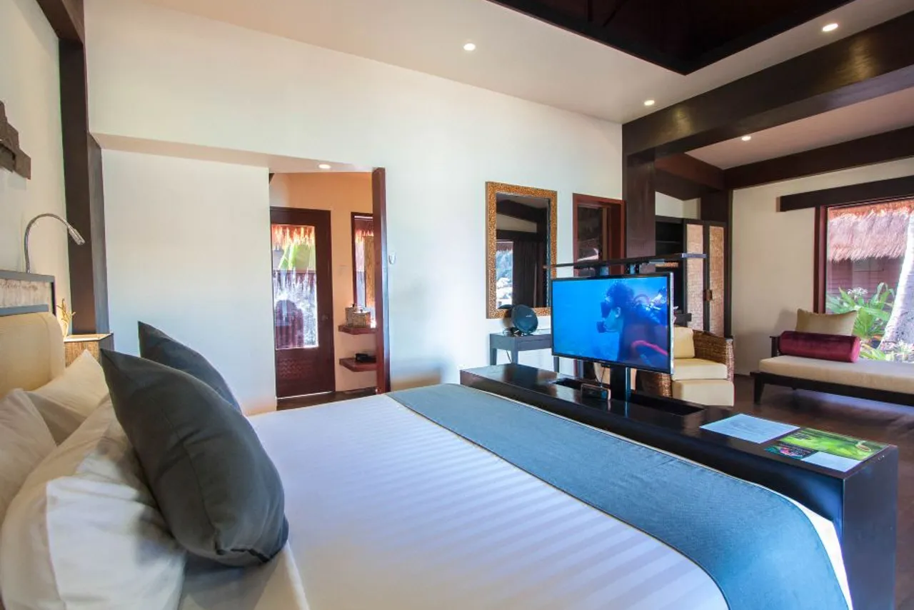 Cauayan Boutique Private Island (formerly Cauayan Island Resort and Spa) — rooms and atmosphere