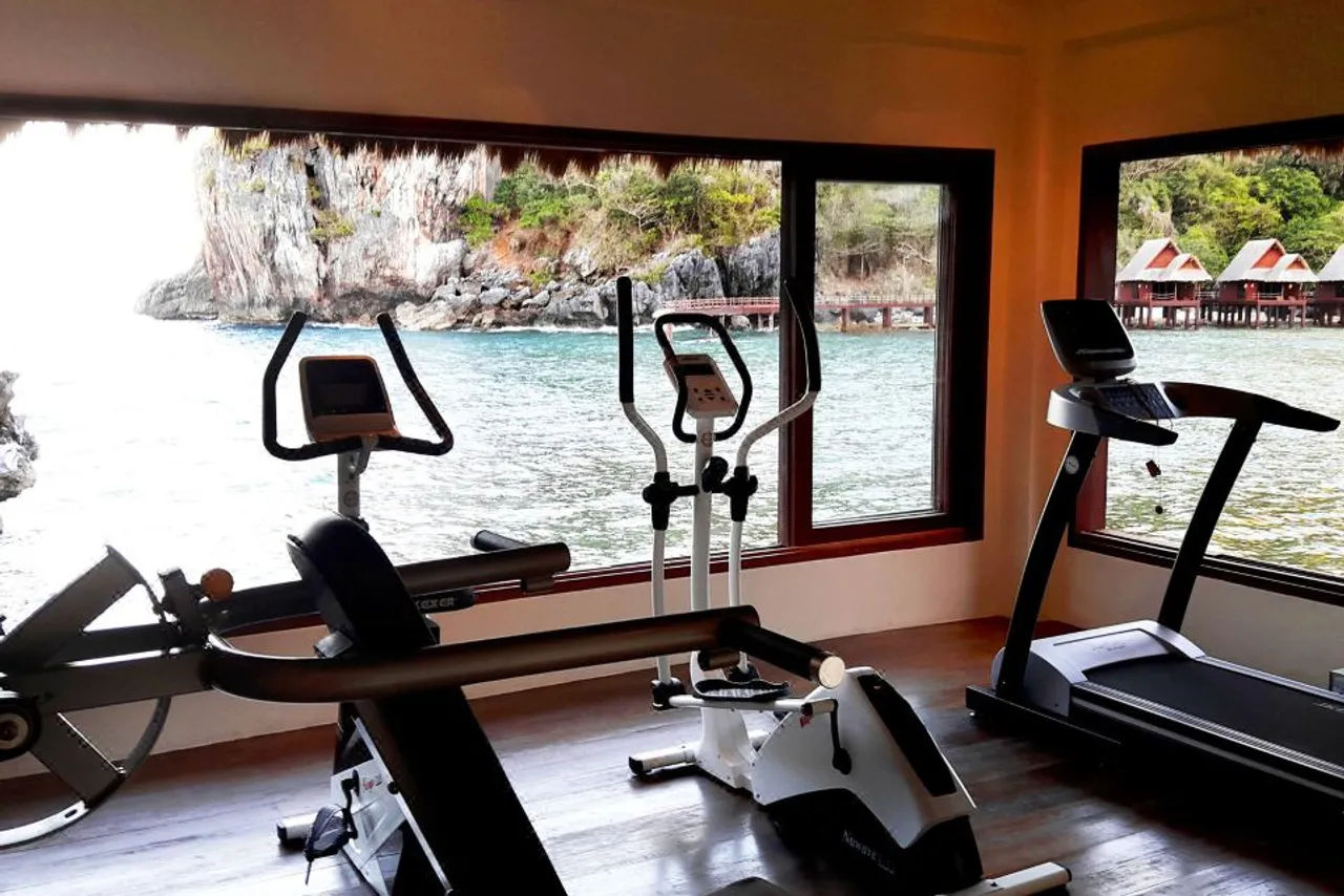 Cauayan Boutique Private Island (formerly Cauayan Island Resort and Spa) — rooms and atmosphere