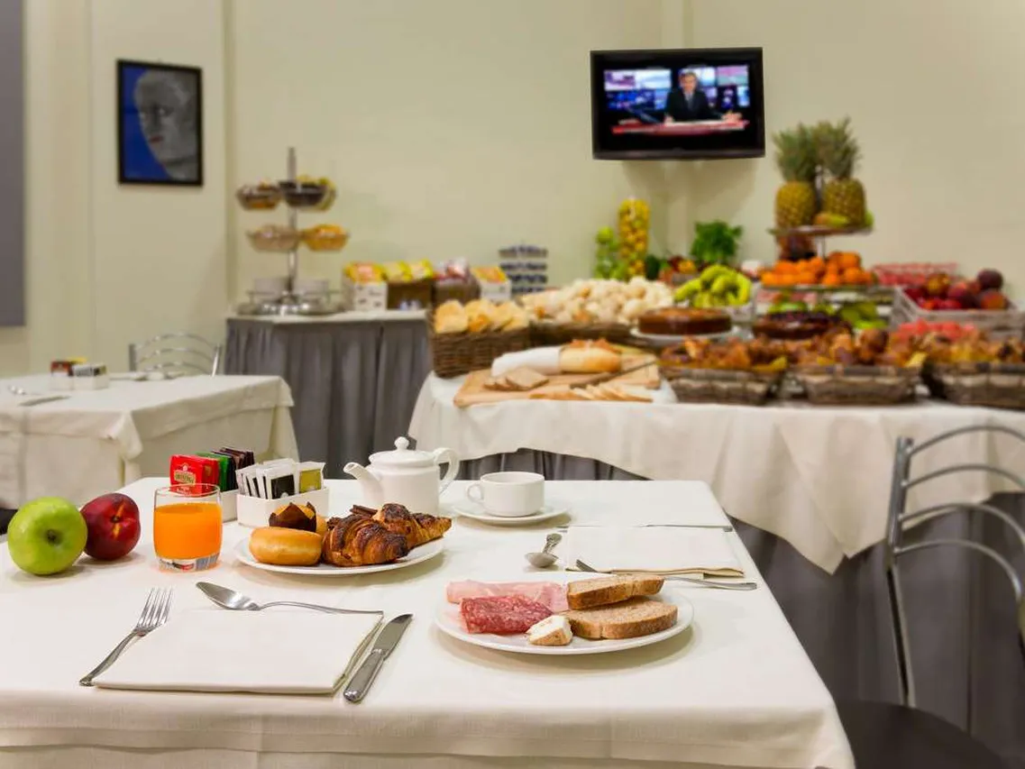 CDH Hotel La Spezia — rooms and atmosphere