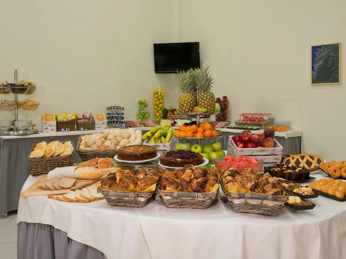 CDH Hotel La Spezia — rooms and atmosphere