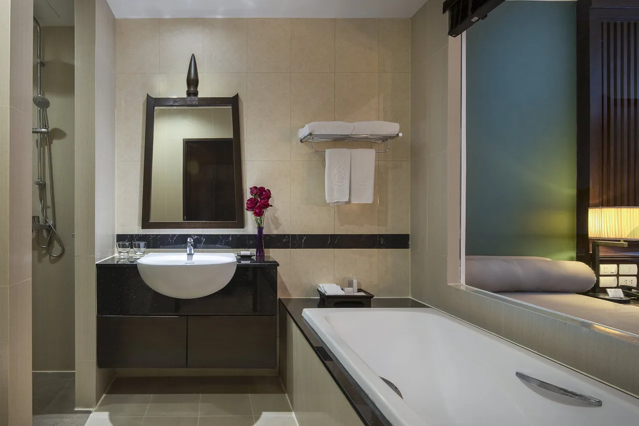 Centara Anda Dhevi Resort & Spa Krabi — rooms and atmosphere