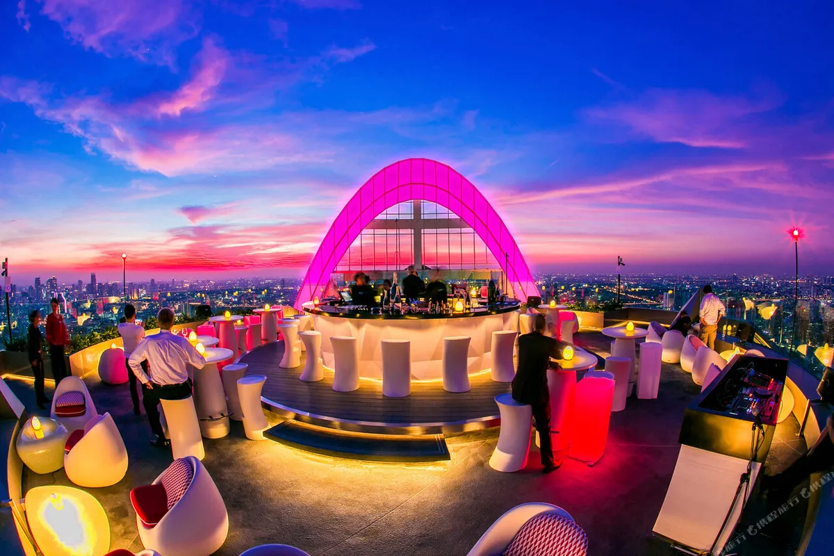 Centara Grand at CentralWorld — ภาพห้องพักและบรรยากาศ
