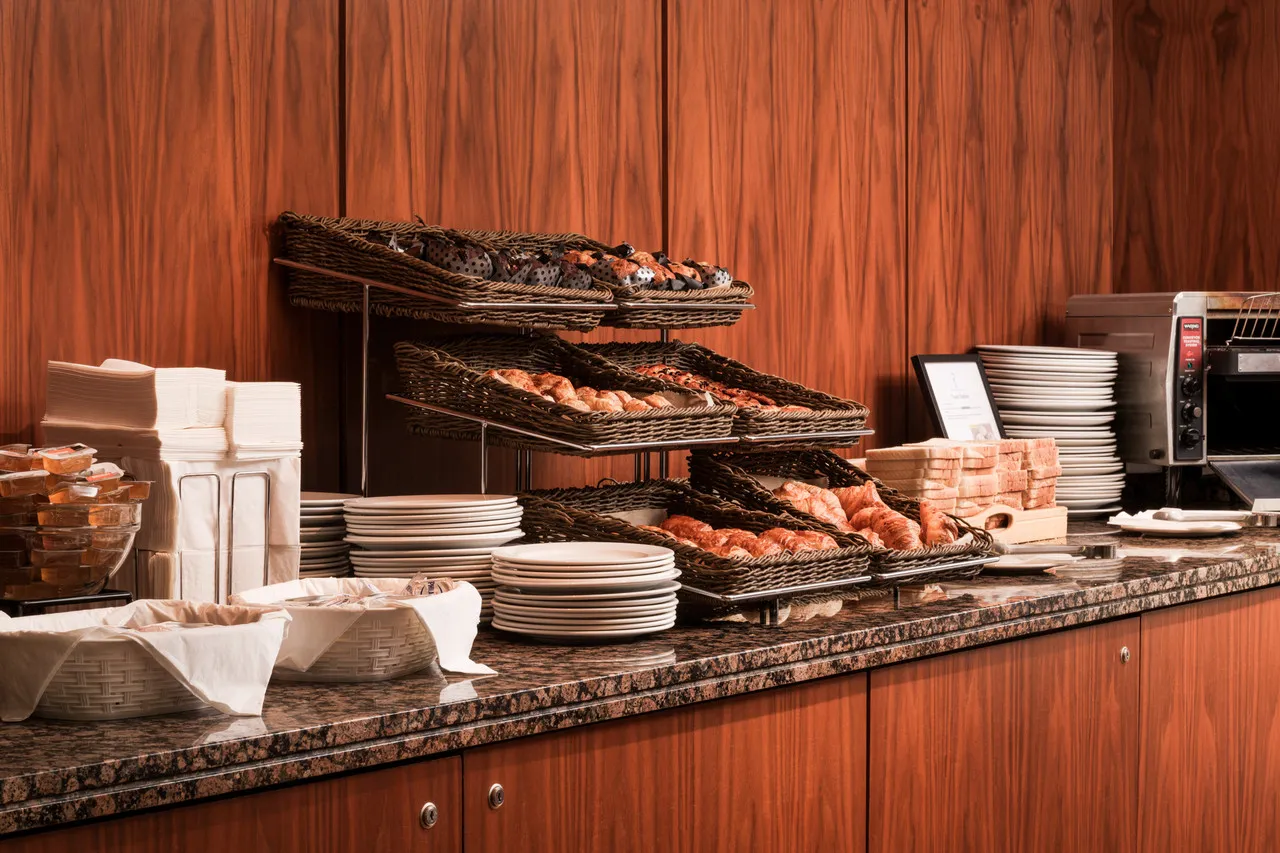 Central Park Hotel — rooms and atmosphere