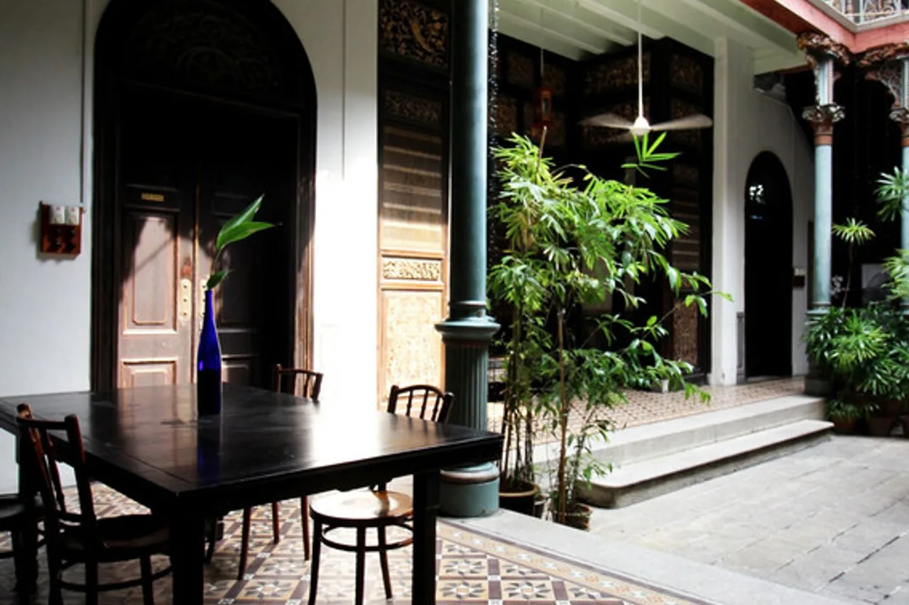 Cheong Fatt Tze - The Blue Mansion — rooms and atmosphere