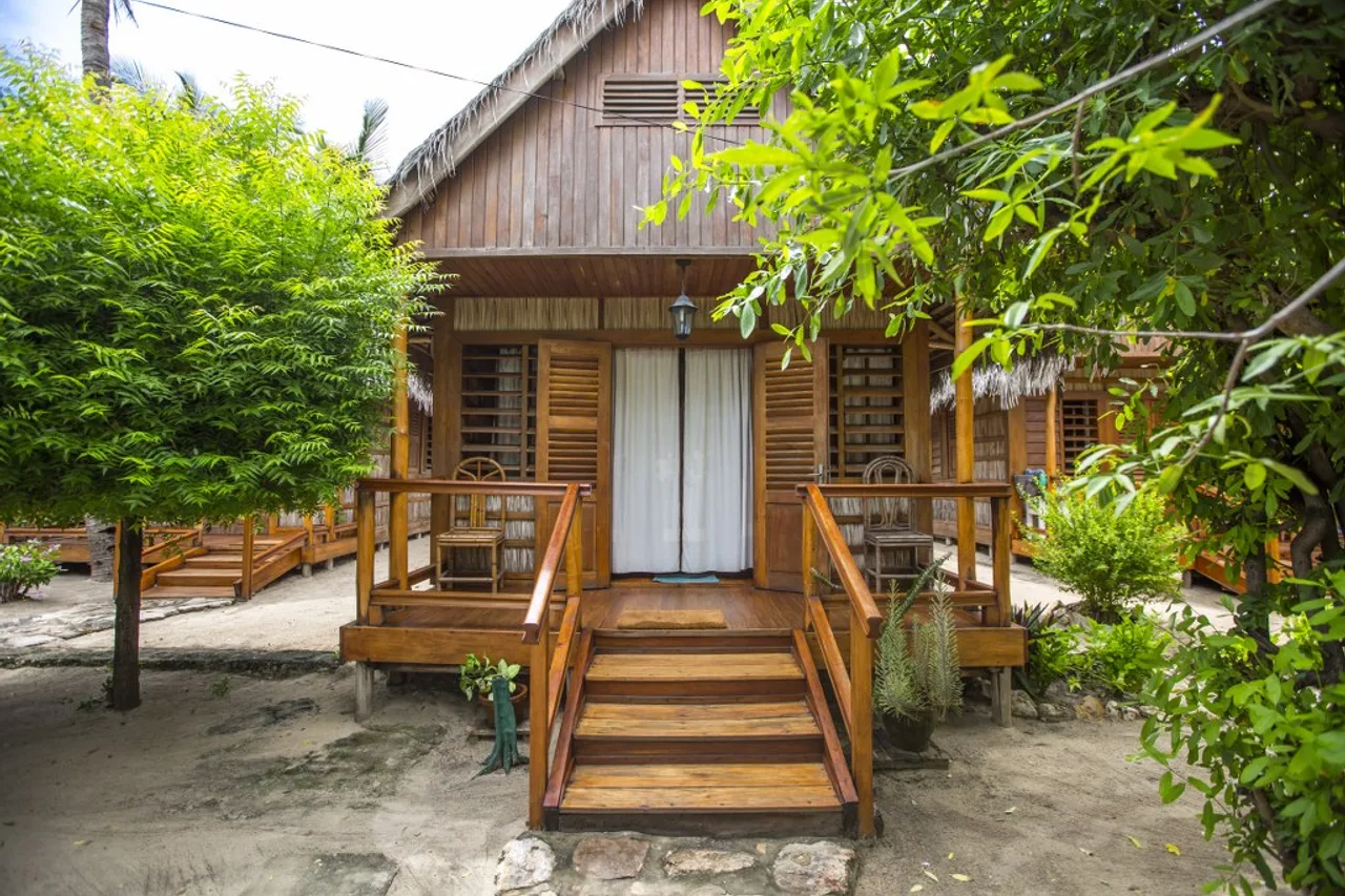 Chez Maggie Hotel & Restaurant — ภาพห้องพักและบรรยากาศ