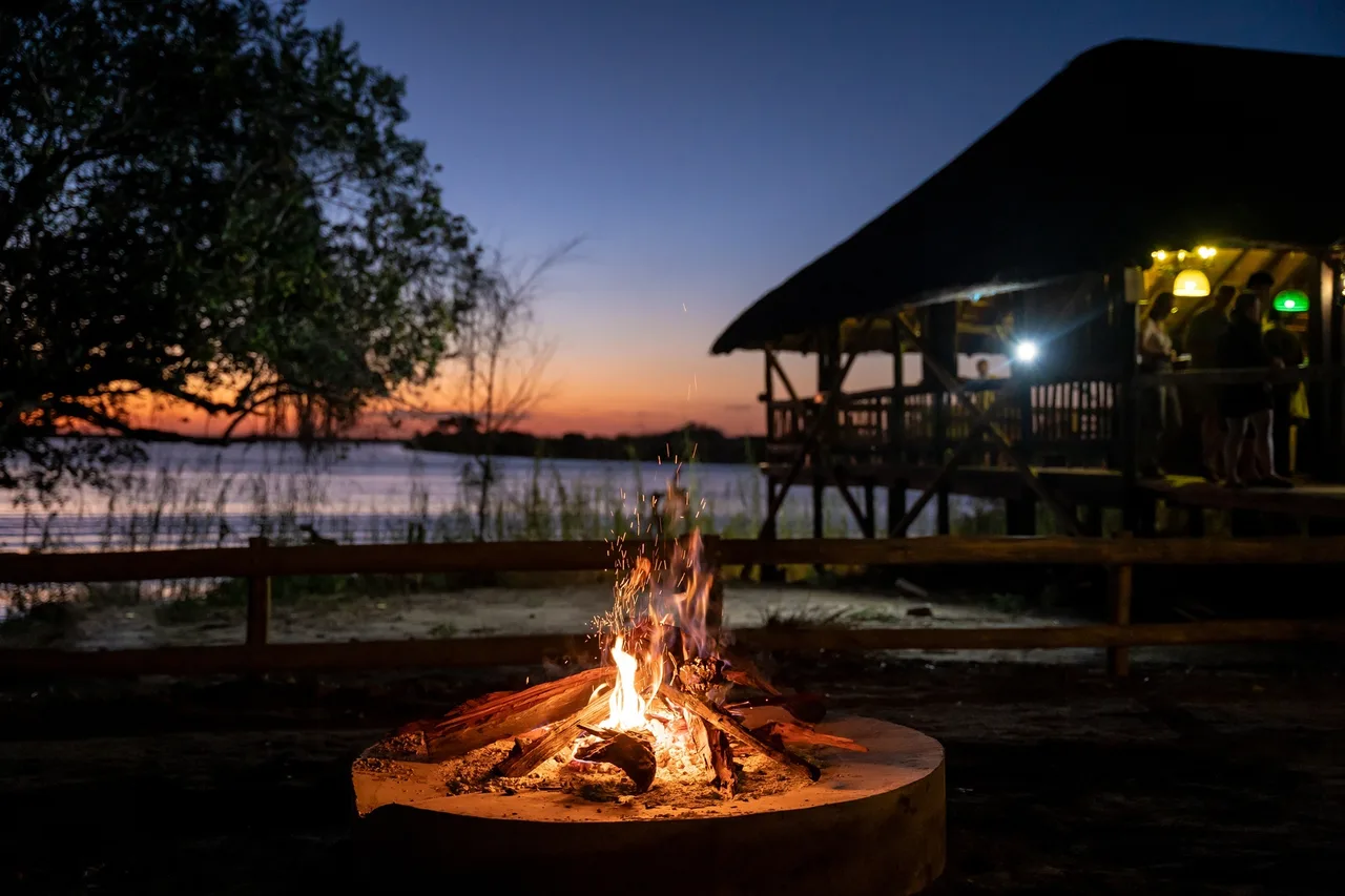 Chobe Safari Lodge — ภาพห้องพักและบรรยากาศ