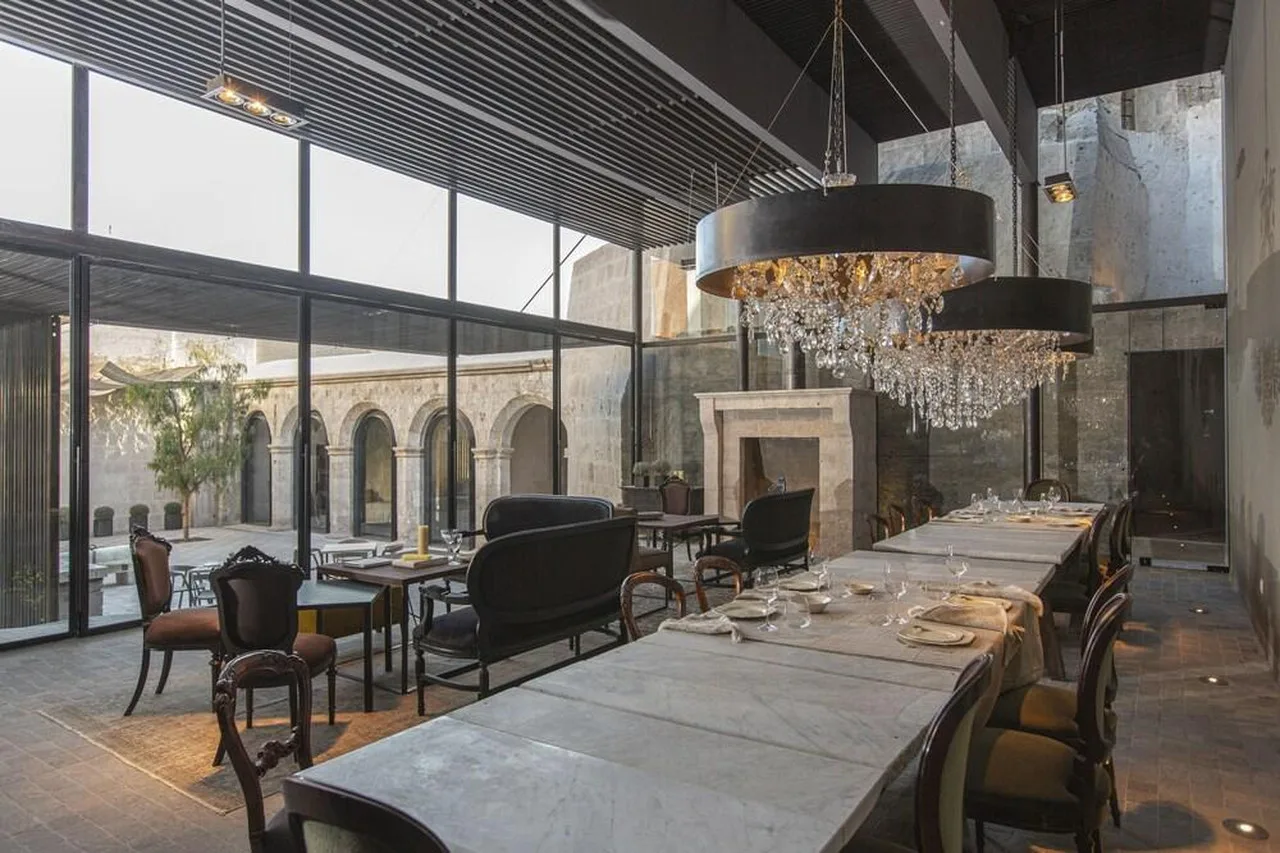 CIRQA - Relais & Châteaux — ภาพห้องพักและบรรยากาศ