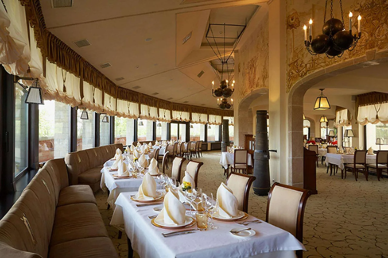 Citadel Inn Gastro Boutique Hotel — ภาพห้องพักและบรรยากาศ