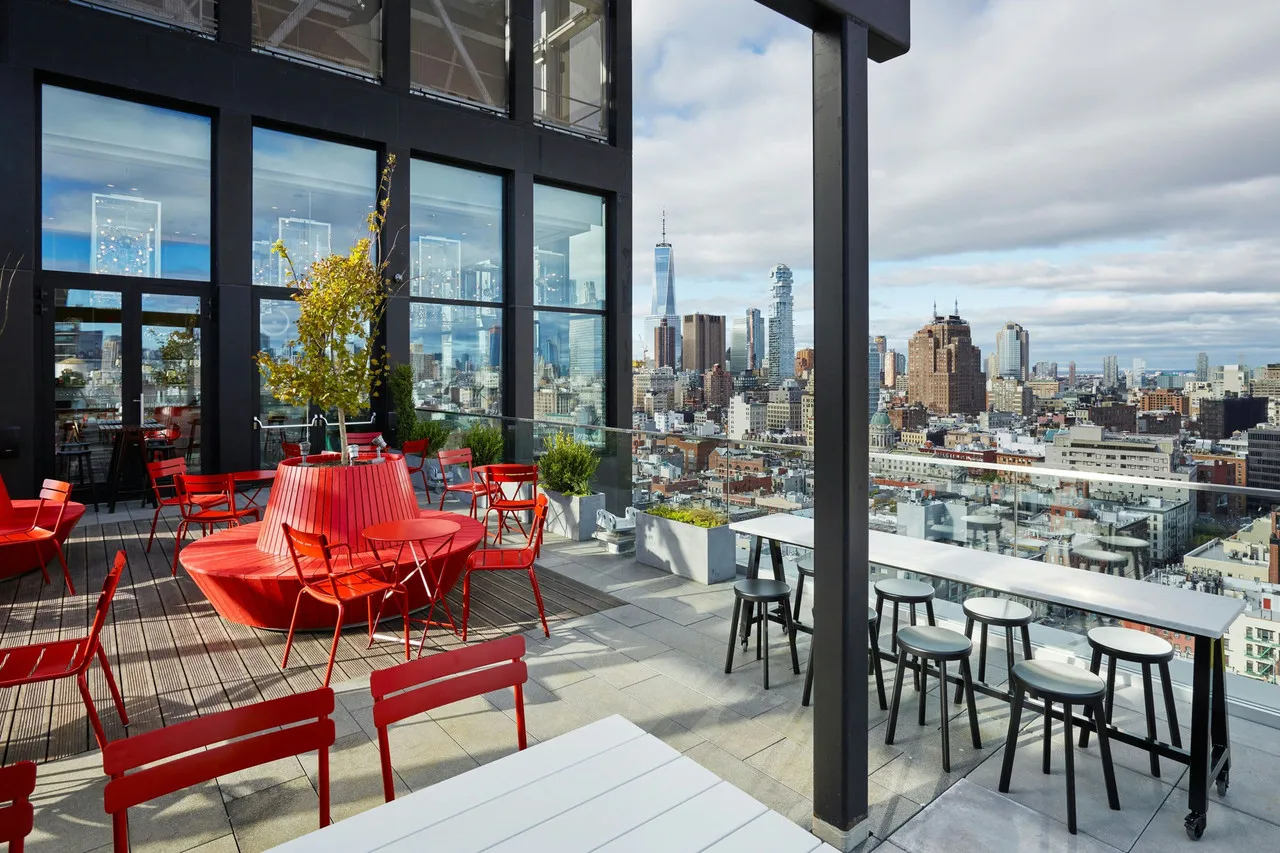 citizenM New York Bowery — rooms and atmosphere