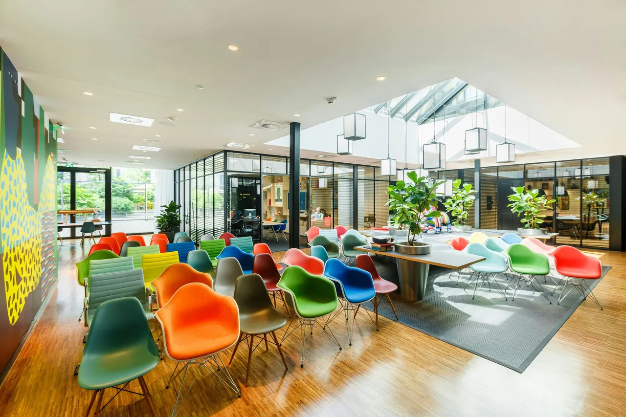 citizenM Rotterdam — rooms and atmosphere