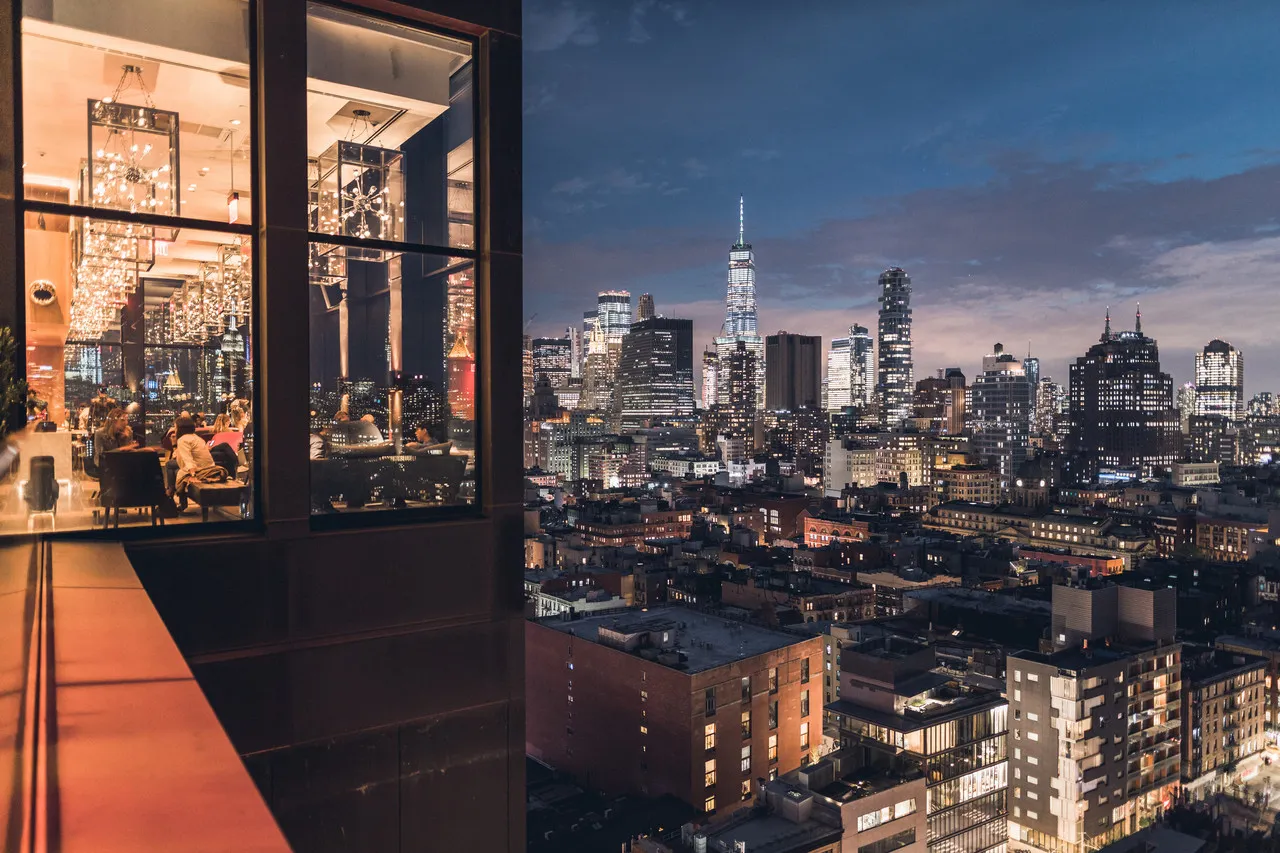 CitizenM New York Times Square — rooms and atmosphere