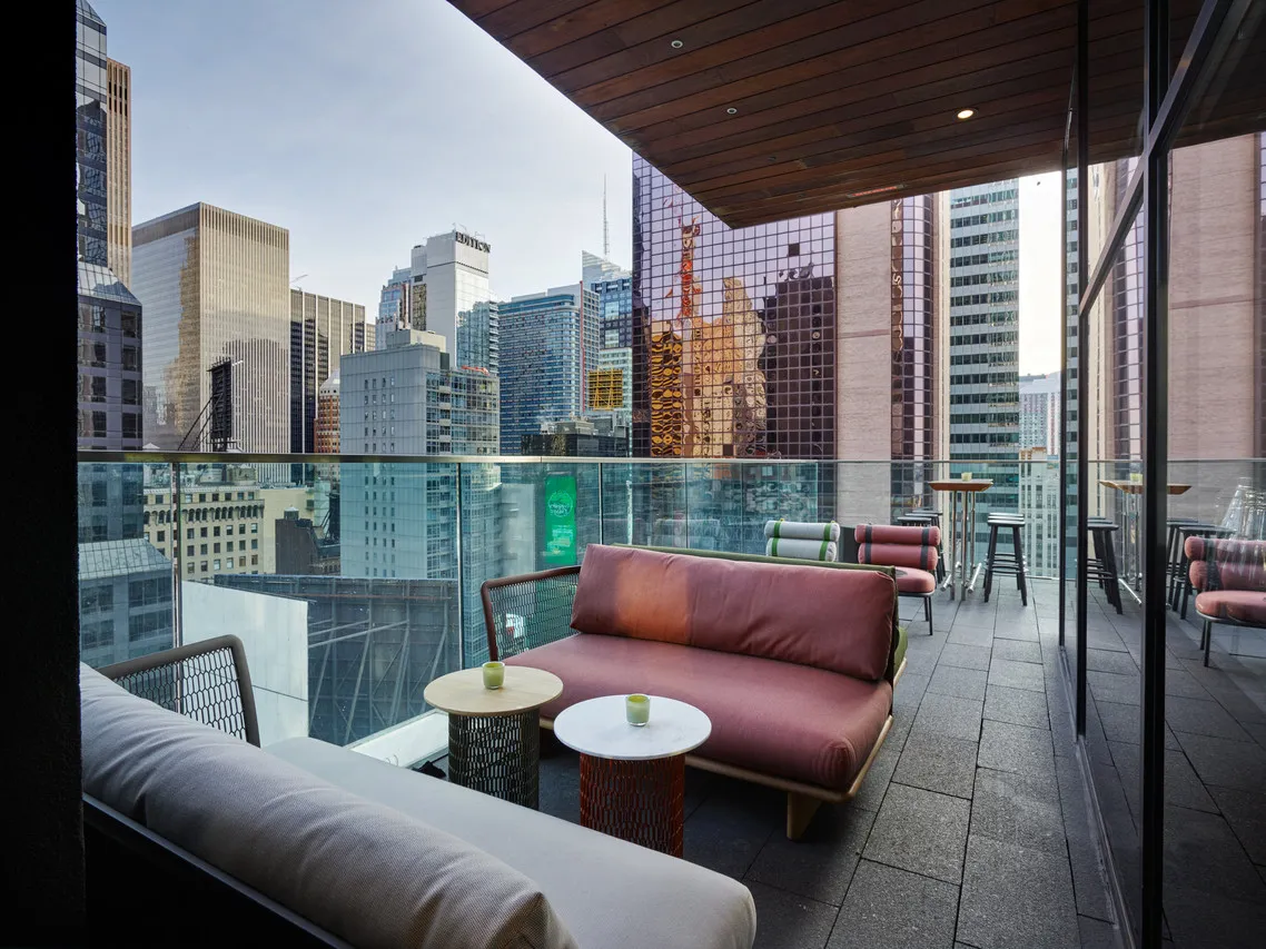 CitizenM New York Times Square — rooms and atmosphere