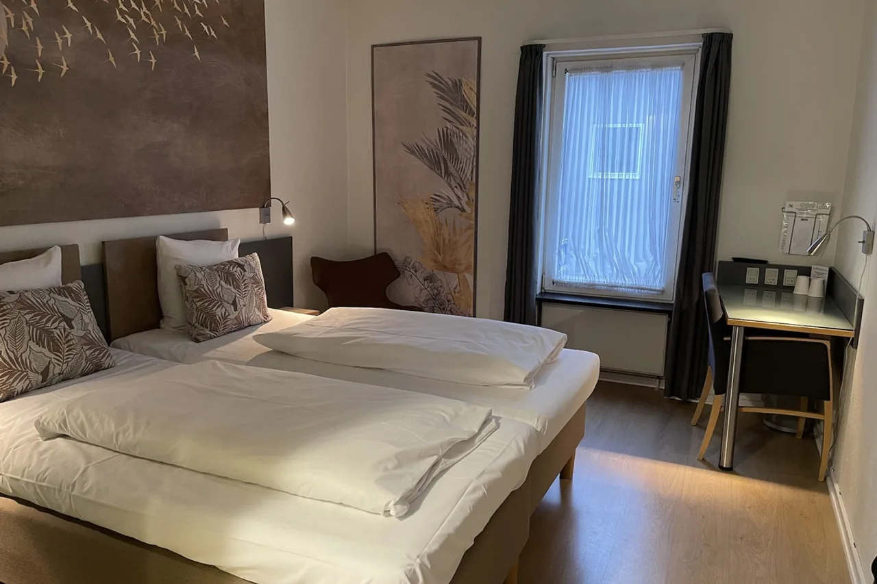 City Hotel Odense — ภาพห้องพักและบรรยากาศ