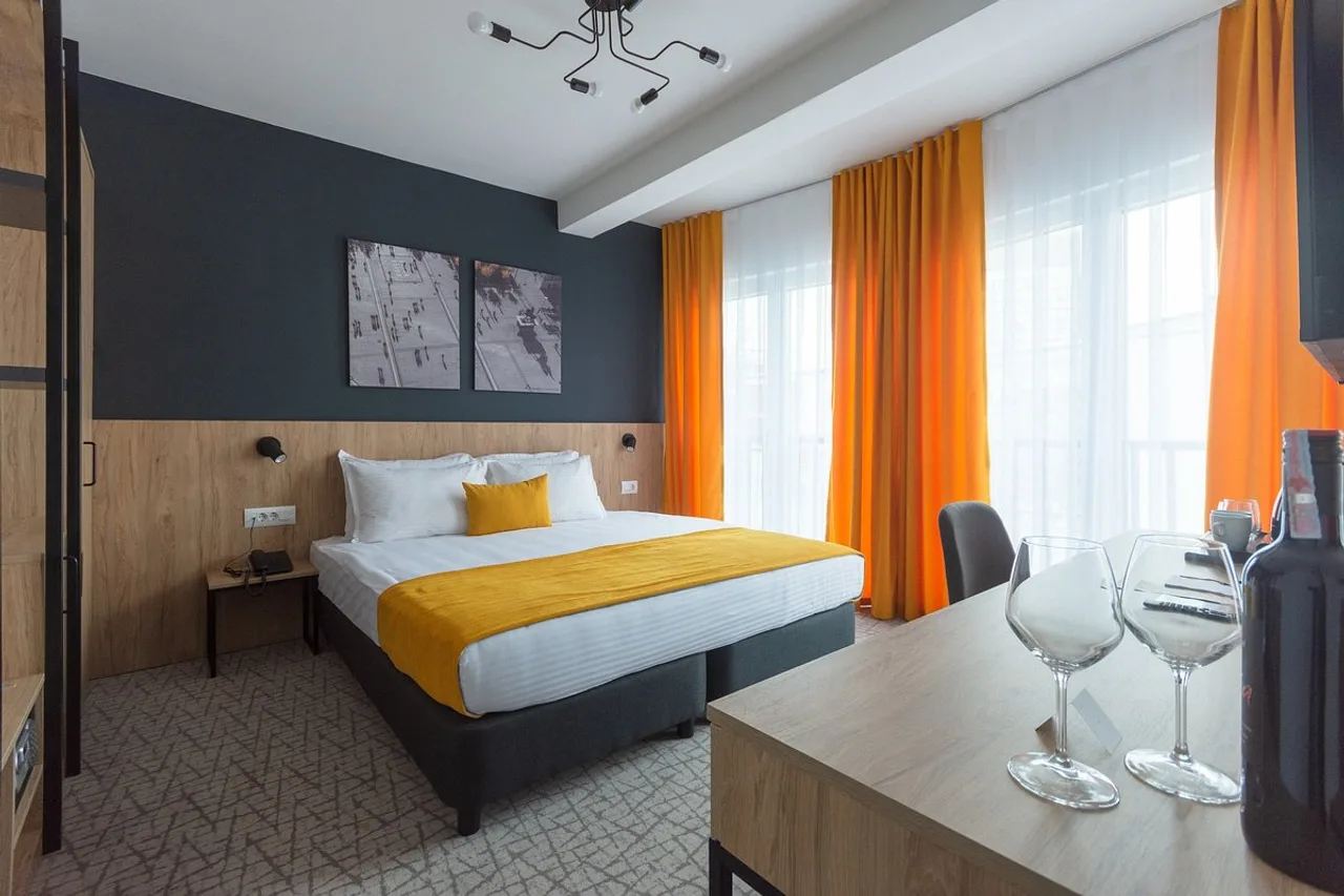 City Inn Pristina — โรงแรมในพริชตีนา