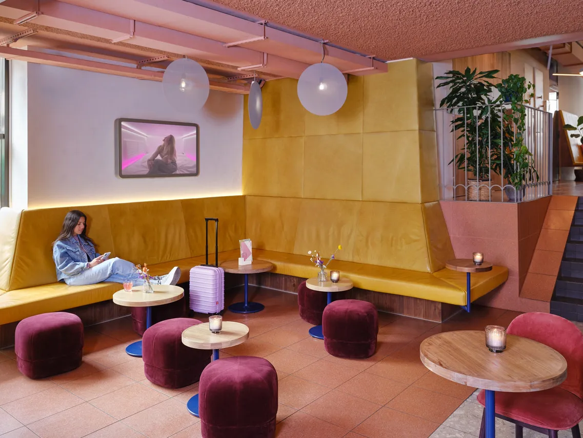 CityHub Rotterdam — rooms and atmosphere